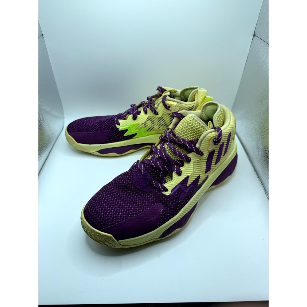Adidas Dame 8 Time‎ GY0383 Mens 9.5 Sneaker Yellow Tint Purple Basketball Shoes
